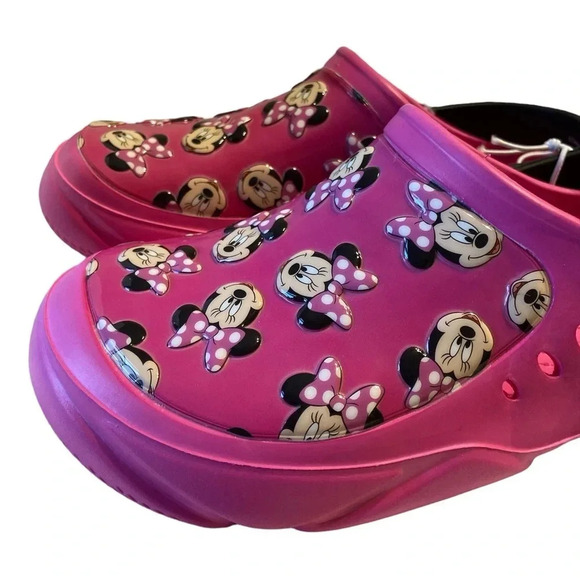 Kids Minnie Mouse slip on shoes - Picture 3 of 3